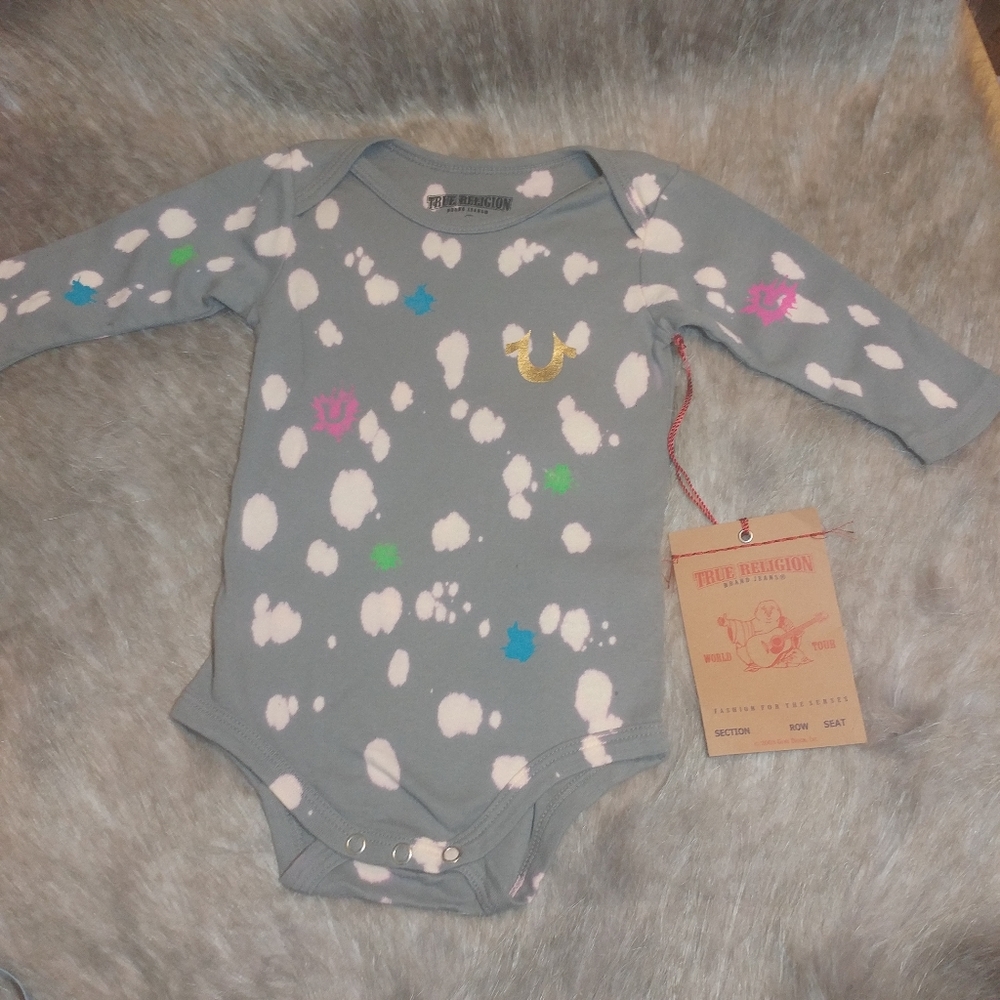 $53 NEW true religion | gray onesie splatter paint